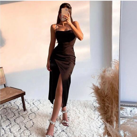 ZARA BLOGGER FAVORITE SATIN EFFECT CUT OUT MIDI DRESS - Picture 1 of 12
